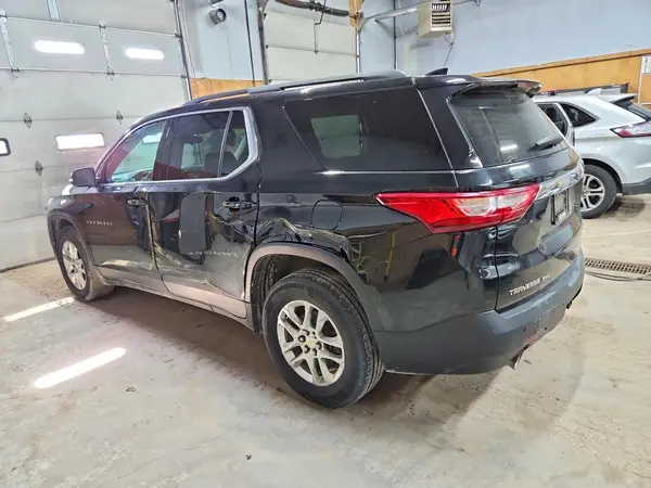 1GNEVHKWXLJ297422 2020 CHEVROLET TRAVERSE - Image 2