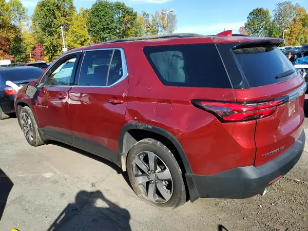 1GNEVHKWXNJ111915 2022 CHEVROLET TRAVERSE - Image 2