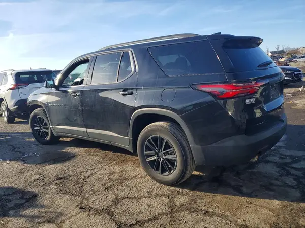 1GNEVHKWXPJ179151 2023 CHEVROLET TRAVERSE - Image 2