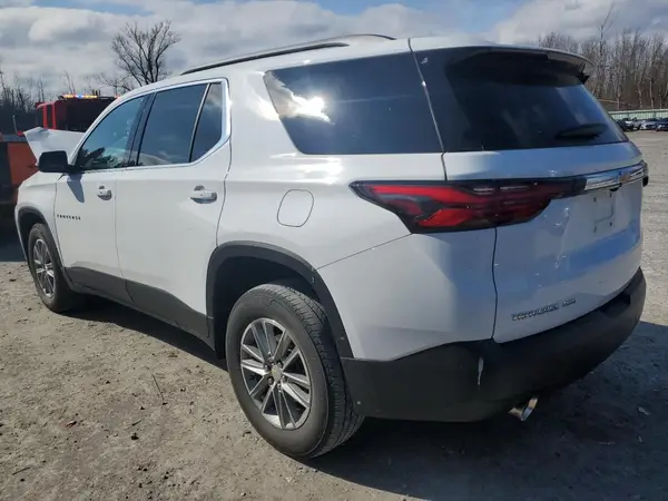 1GNEVHKWXPJ231359 2023 CHEVROLET TRAVERSE - Image 2