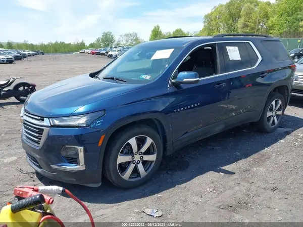 1GNEVHKWXPJ264538 2023 CHEVROLET TRAVERSE - Image 2