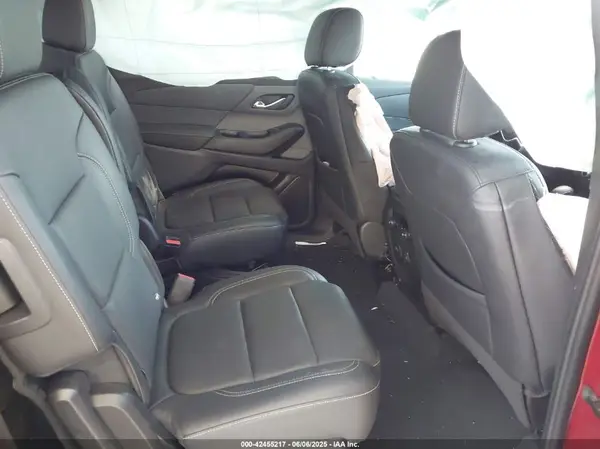 1GNEVHKWXPJ335365 2023 CHEVROLET TRAVERSE - Image 8