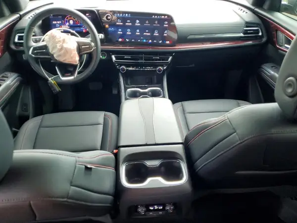1GNEVJKS1TJ117622 2026 CHEVROLET TRAVERSE - Image 8