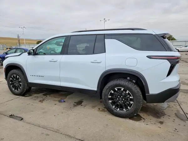 1GNEVJKS1TJ210141 2026 CHEVROLET TRAVERSE - Image 2