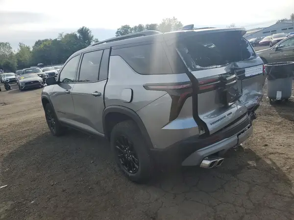 1GNEVJKS4RJ172655 2024 CHEVROLET TRAVERSE - Image 2