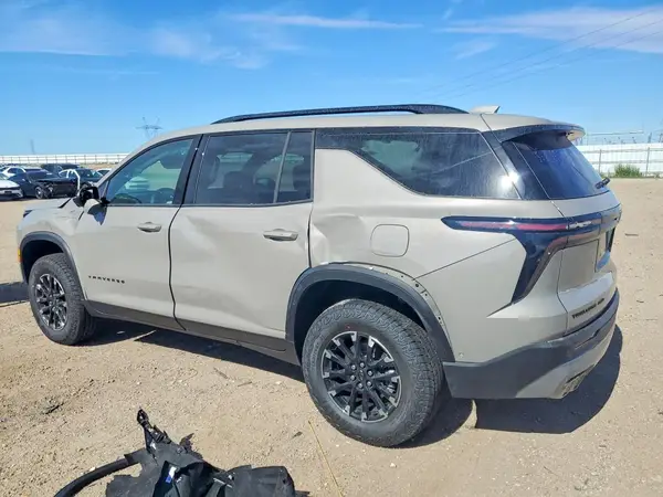 1GNEVJKS4TJ230285 2026 CHEVROLET TRAVERSE - Image 2