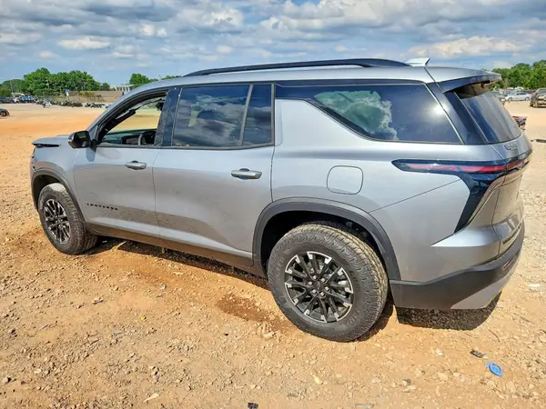 1GNEVJKS4TJ237706 2026 CHEVROLET TRAVERSE - Image 2