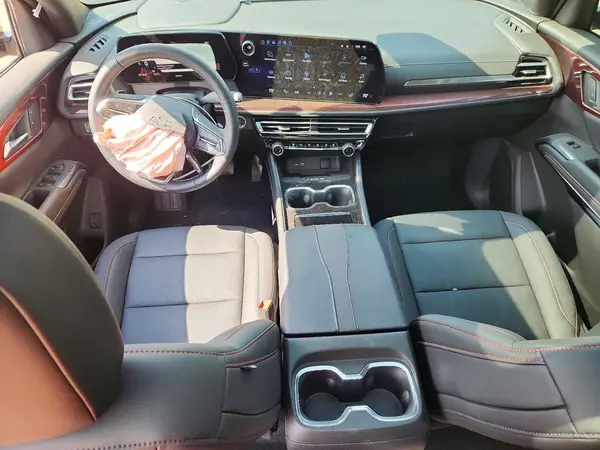 1GNEVJKS4TJ237706 2026 CHEVROLET TRAVERSE - Image 8