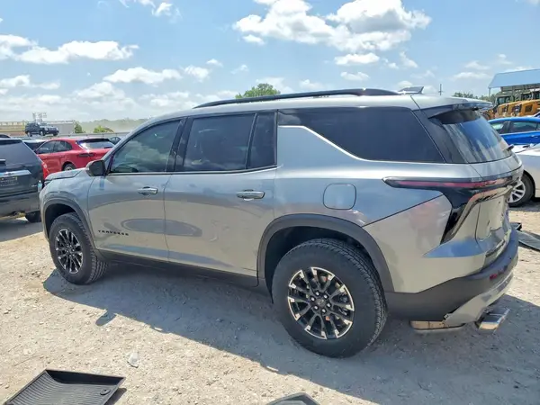 1GNEVJKS7TJ111288 2026 CHEVROLET TRAVERSE - Image 2