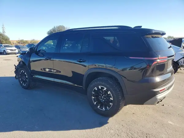 1GNEVJKS7TJ114367 2026 CHEVROLET TRAVERSE - Image 2
