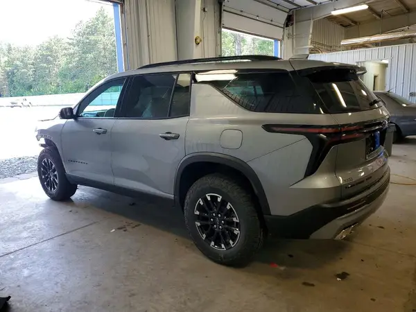 1GNEVJKS7TJ302306 2026 CHEVROLET TRAVERSE - Image 2