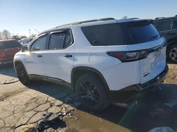 1GNEVJKW0JJ105784 2018 CHEVROLET TRAVERSE - Image 2