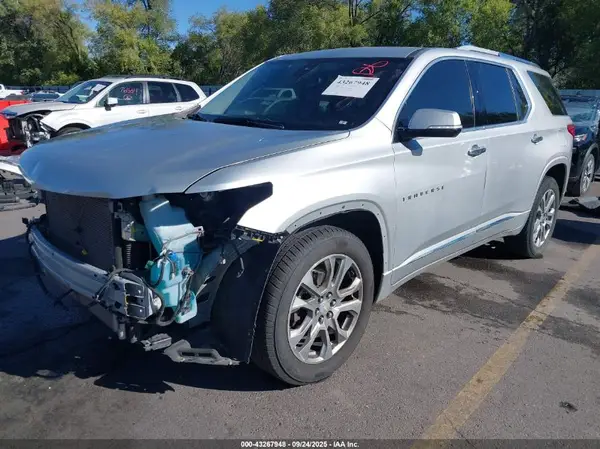 1GNEVJKW0JJ161921 2018 CHEVROLET TRAVERSE - Image 2