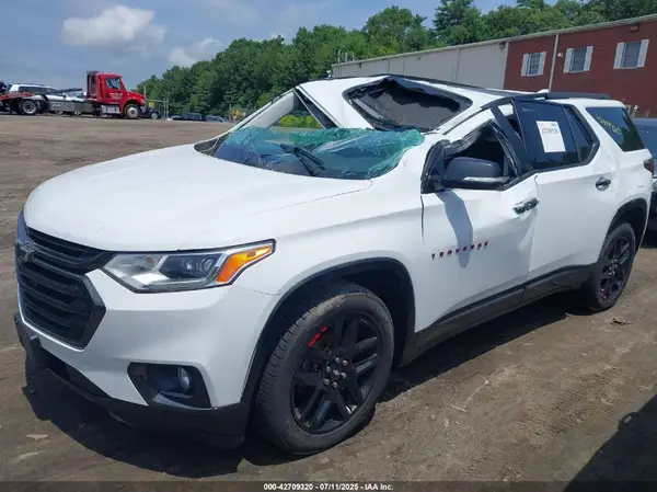 1GNEVJKW0JJ202130 2018 CHEVROLET TRAVERSE - Image 2