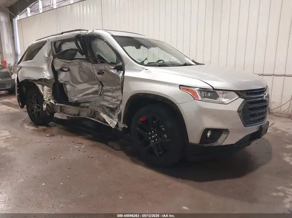 1GNEVJKW1JJ104210 2018 CHEVROLET TRAVERSE - Image 1