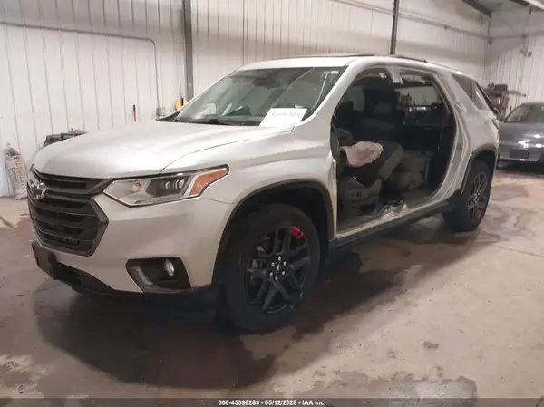 1GNEVJKW1JJ104210 2018 CHEVROLET TRAVERSE - Image 2