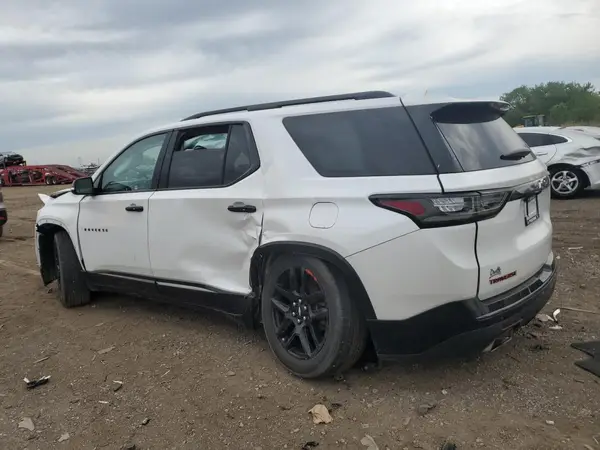 1GNEVJKW1JJ117877 2018 CHEVROLET TRAVERSE - Image 2