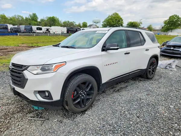 1GNEVJKW1JJ157876 2018 CHEVROLET TRAVERSE - Image 1