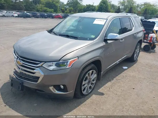 1GNEVJKW1JJ177271 2018 CHEVROLET TRAVERSE - Image 2
