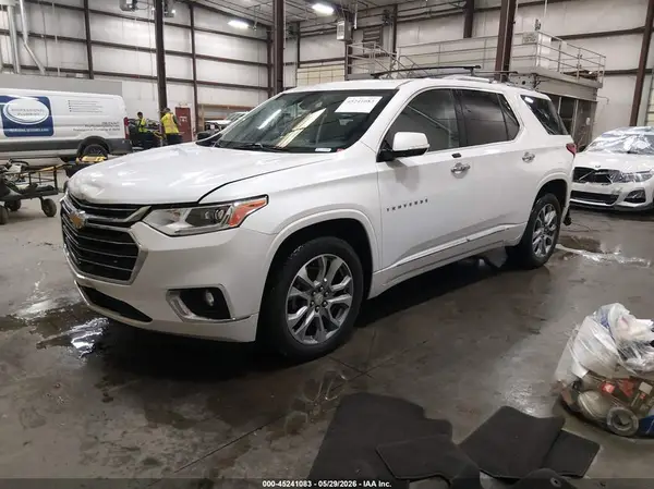 1GNEVJKW1JJ187766 2018 CHEVROLET TRAVERSE - Image 2