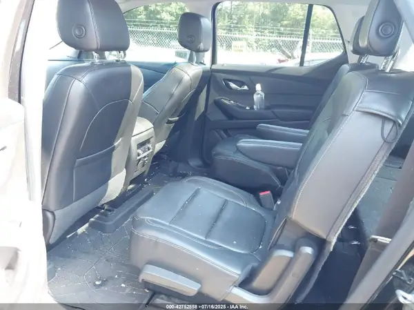 1GNEVJKW1JJ202654 2018 CHEVROLET TRAVERSE - Image 8