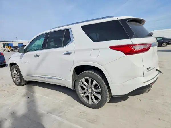 1GNEVJKW1JJ216036 2018 CHEVROLET TRAVERSE - Image 2