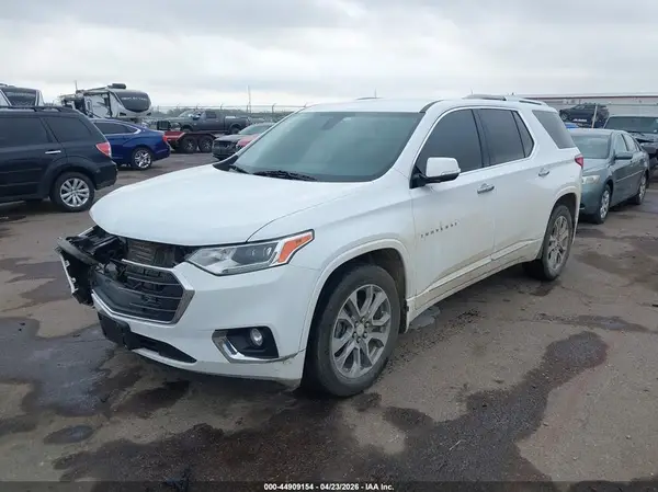 1GNEVJKW1JJ240059 2018 CHEVROLET TRAVERSE - Image 2