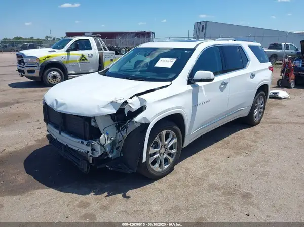 1GNEVJKW1JJ256780 2018 CHEVROLET TRAVERSE - Image 2