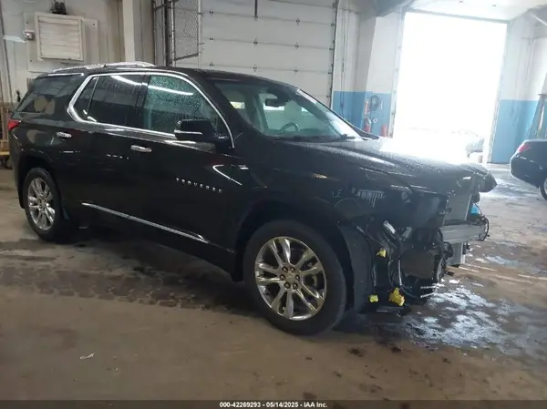 1GNEVJKW1KJ288615 2019 CHEVROLET TRAVERSE - Image 1