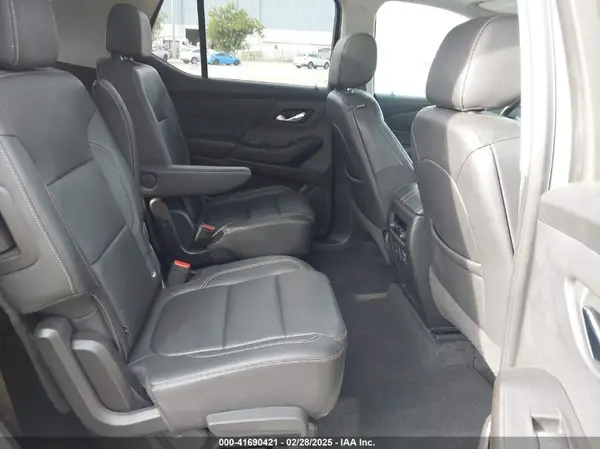 1GNEVJKW1MJ183186 2021 CHEVROLET TRAVERSE - Image 8