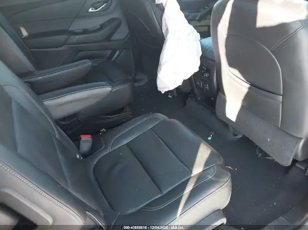 1GNEVJKW1MJ206255 2021 CHEVROLET TRAVERSE - Image 8