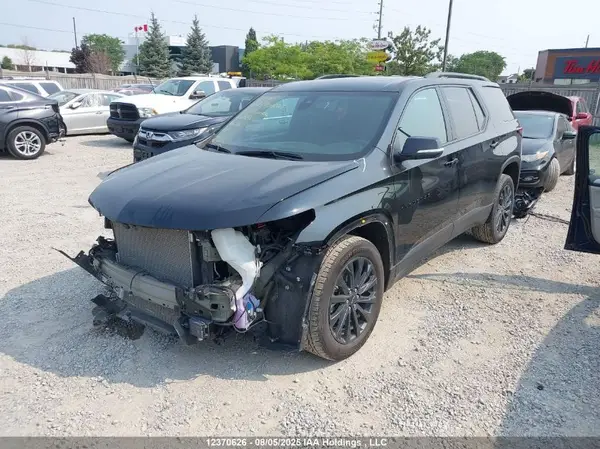 1GNEVJKW1PJ295846 2023 CHEVROLET TRAVERSE - Image 2