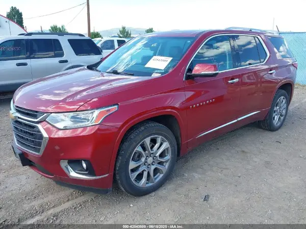 1GNEVJKW2JJ172399 2018 CHEVROLET TRAVERSE - Image 2