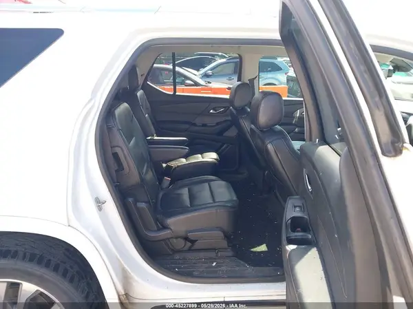 1GNEVJKW2JJ187033 2018 CHEVROLET TRAVERSE - Image 8