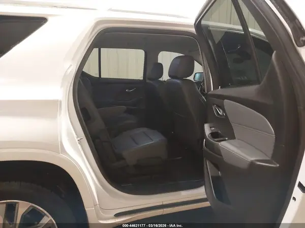 1GNEVJKW2JJ263740 2018 CHEVROLET TRAVERSE - Image 8