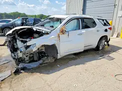 1GNEVJKW2KJ121437 2019 CHEVROLET TRAVERSE