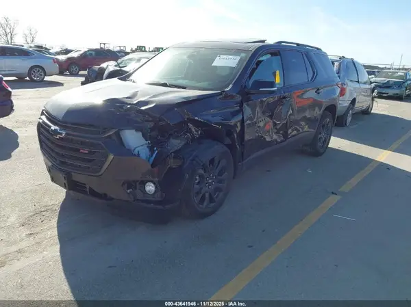 1GNEVJKW2MJ104916 2021 CHEVROLET TRAVERSE - Image 2
