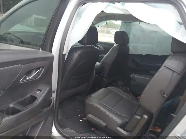 1GNEVJKW2MJ148446 2021 CHEVROLET TRAVERSE - Image 8