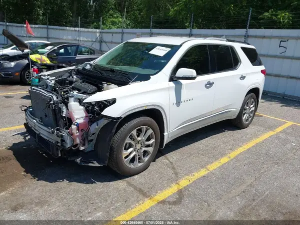 1GNEVJKW3JJ116293 2018 CHEVROLET TRAVERSE - Image 2