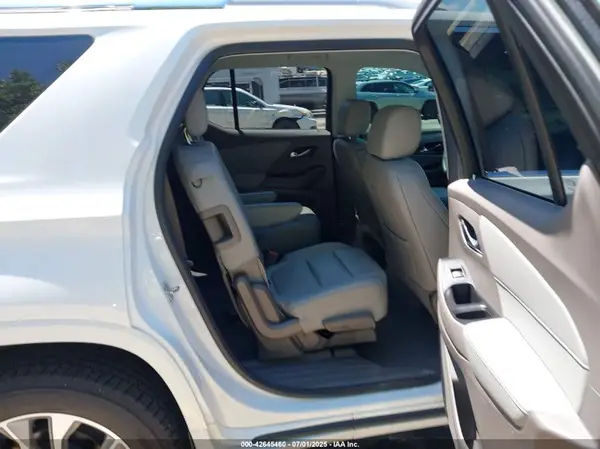1GNEVJKW3JJ116293 2018 CHEVROLET TRAVERSE - Image 8