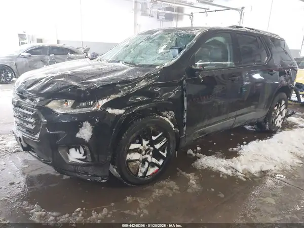 1GNEVJKW3JJ162934 2018 CHEVROLET TRAVERSE - Image 2