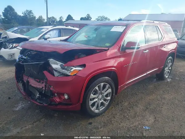 1GNEVJKW3JJ166062 2018 CHEVROLET TRAVERSE - Image 2