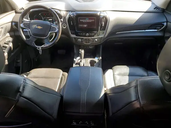 1GNEVJKW3JJ220220 2018 CHEVROLET TRAVERSE - Image 8