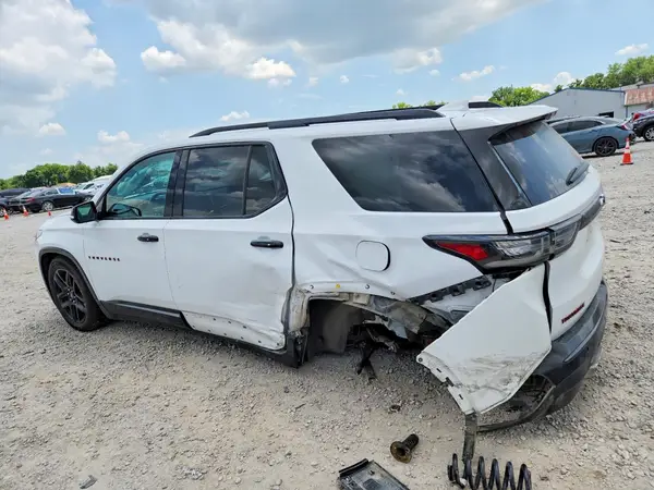 1GNEVJKW3JJ224476 2018 CHEVROLET TRAVERSE - Image 2