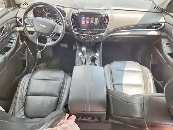 1GNEVJKW3JJ224476 2018 CHEVROLET TRAVERSE - Image 8
