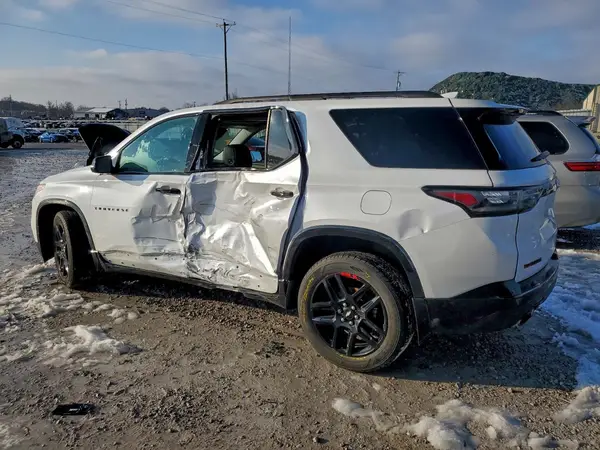 1GNEVJKW3JJ226213 2018 CHEVROLET TRAVERSE - Image 2