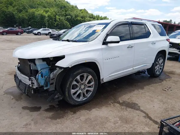 1GNEVJKW3JJ231427 2018 CHEVROLET TRAVERSE - Image 2