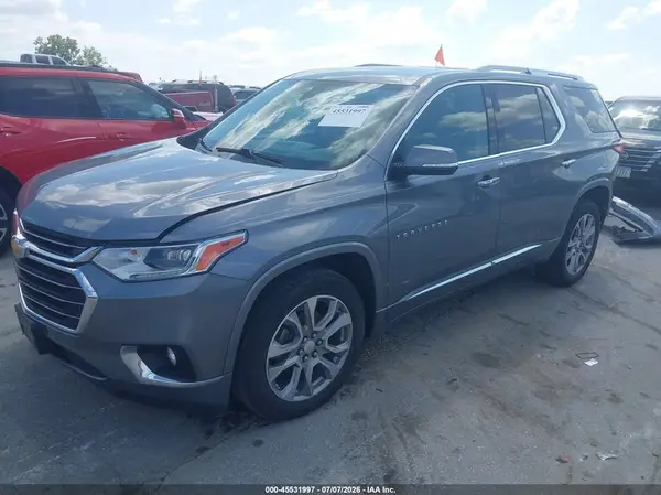 1GNEVJKW3JJ244551 2018 CHEVROLET TRAVERSE - Image 2