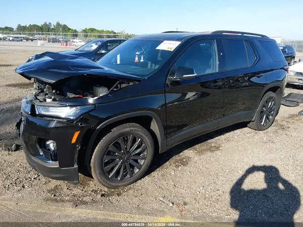 1GNEVJKW3PJ334131 2023 CHEVROLET TRAVERSE - Image 2