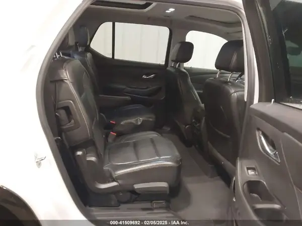 1GNEVJKW4JJ163087 2018 CHEVROLET TRAVERSE - Image 8